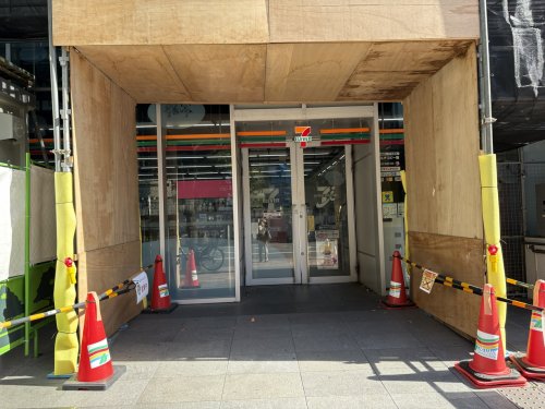 コンビニ　セブンイレブン 横浜ポートサイドプレイス店（コンビニ）まで455m