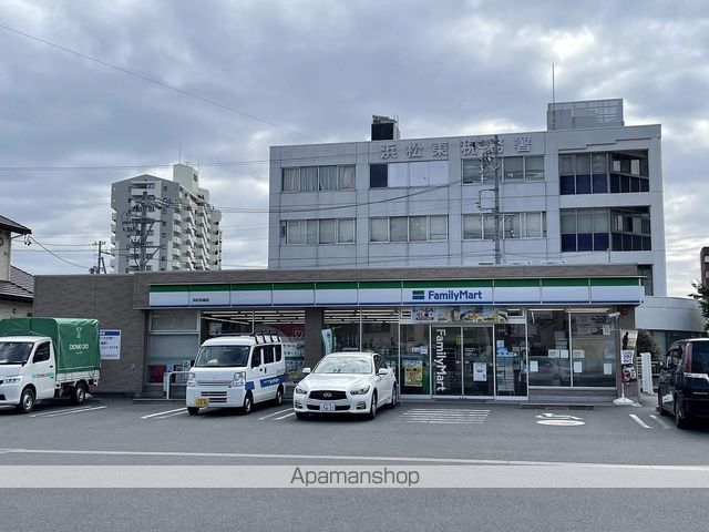 コンビニ　ファミリーマート浜松寺島店（コンビニ）まで395m