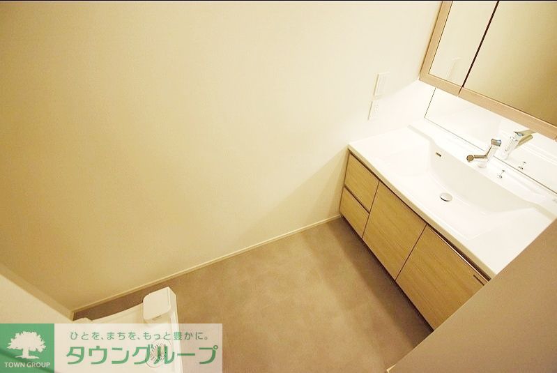 洗面設備　お問合せは(株)タウンハウジングレジデンス事業部　赤坂店・…