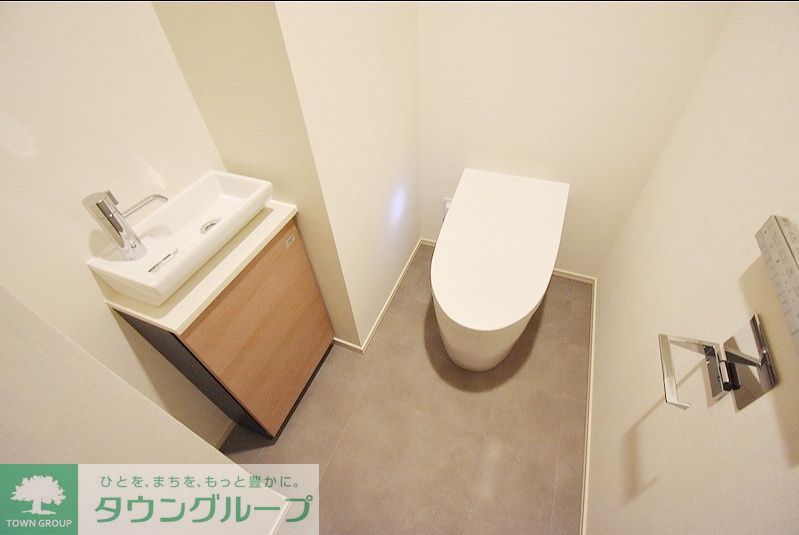 トイレ　お問合せは(株)タウンハウジングレジデンス事業部　赤坂店・…