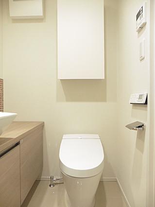 トイレ　コンパクトで使いやすいトイレです