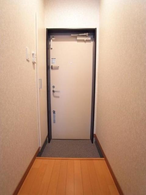 玄関　玄関（同タイプ）