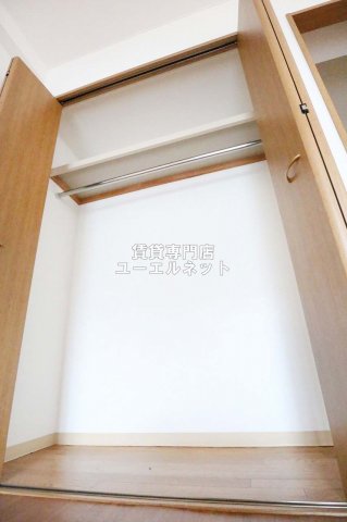 収納　クローゼット付きでお部屋もスッキリ♪