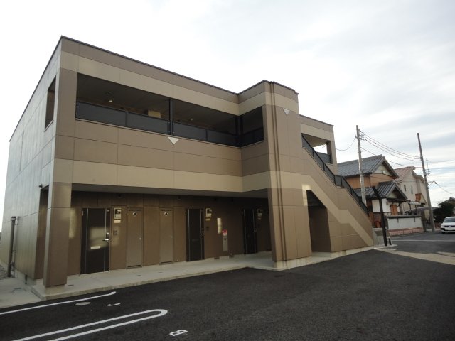 建物外観　外観写真（昼）