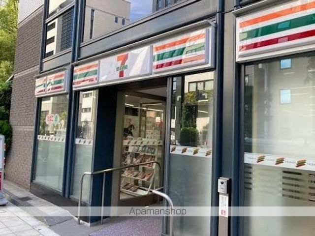 コンビニ　セブンイレブン　大阪靱本町１丁目店（コンビニ）まで230m