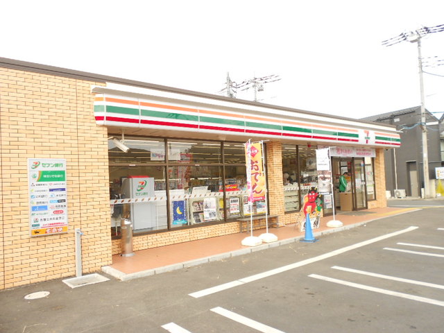 コンビニ　セブンイレブン鶴ヶ島駅東口店（コンビニ）まで572m