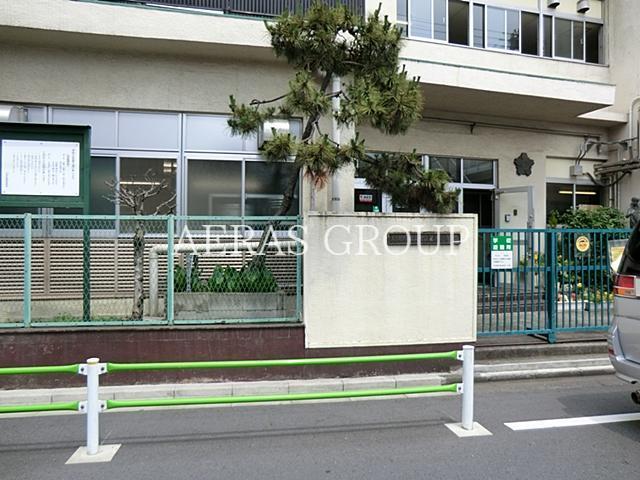 小学校　大田区立大森第四小学校（小学校）まで552m