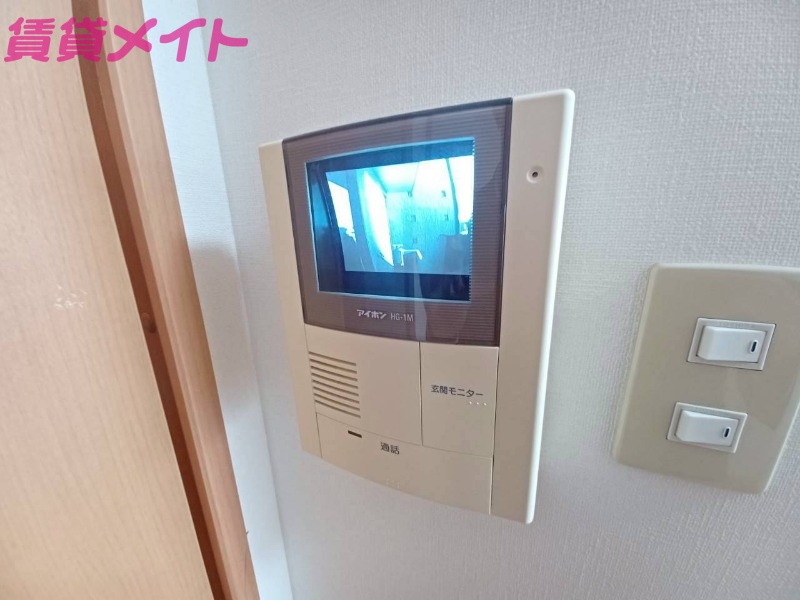 セキュリティ　同型参考写真
