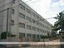 小学校　高槻市立南大冠小学校（小学校）まで659m