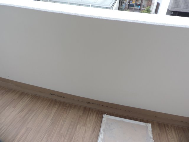 バルコニー　広めのバルコニー