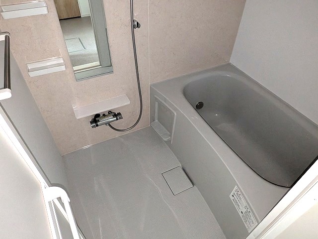 バス・シャワールーム　追炊きと浴室換気乾燥機付き