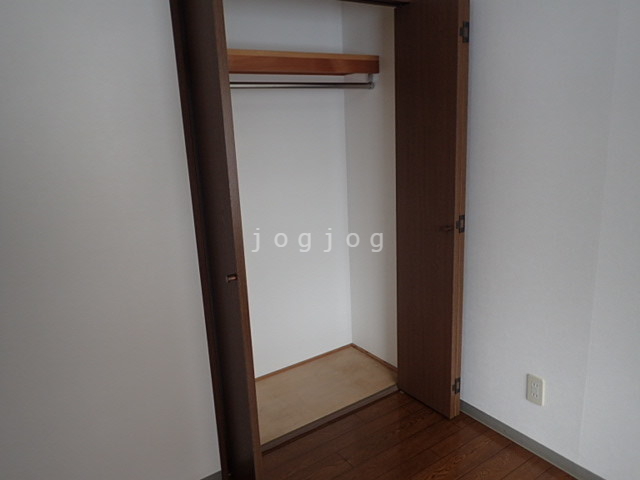 収納　収納が大きく、たくさんものが入ります。