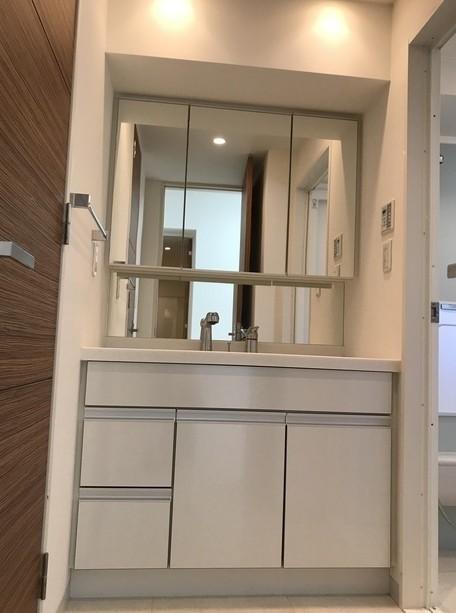 洗面設備　☆嬉しい独立洗面台☆