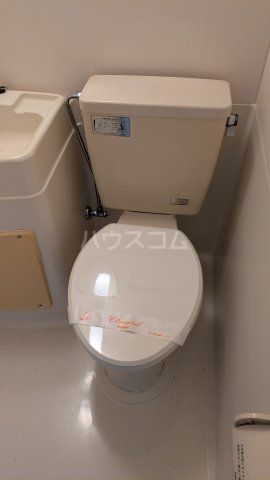 コーポ南行徳C棟のトイレ写真
