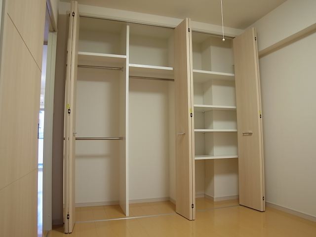 収納　クローゼット
