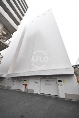 駐車場　エトワール北梅田　機械式駐車場