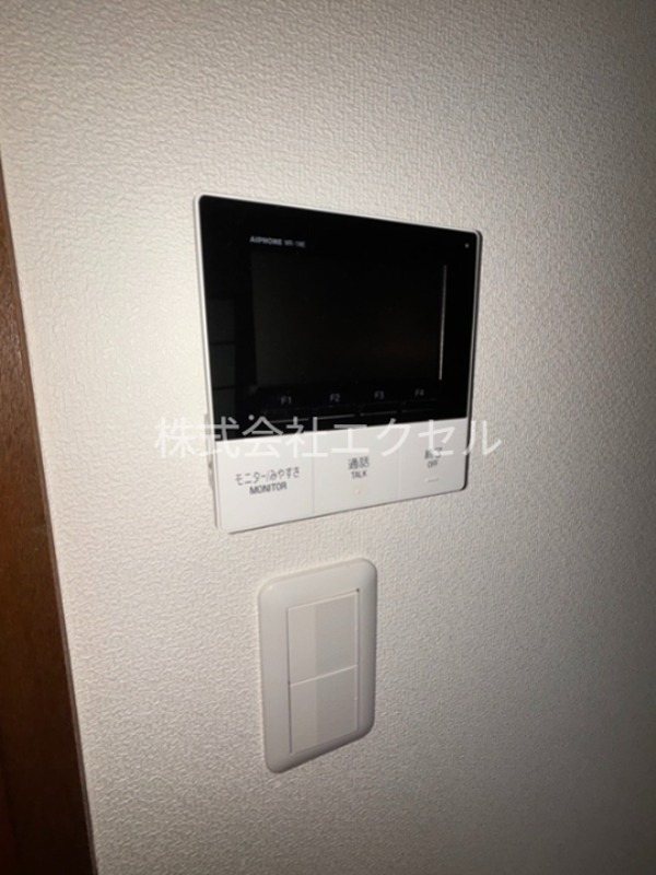 セキュリティ　来訪者も確認出来るTVモニターホン完備です。