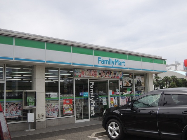 コンビニ　ファミリーマート塩味朝霞溝沼店（コンビニ）まで261m