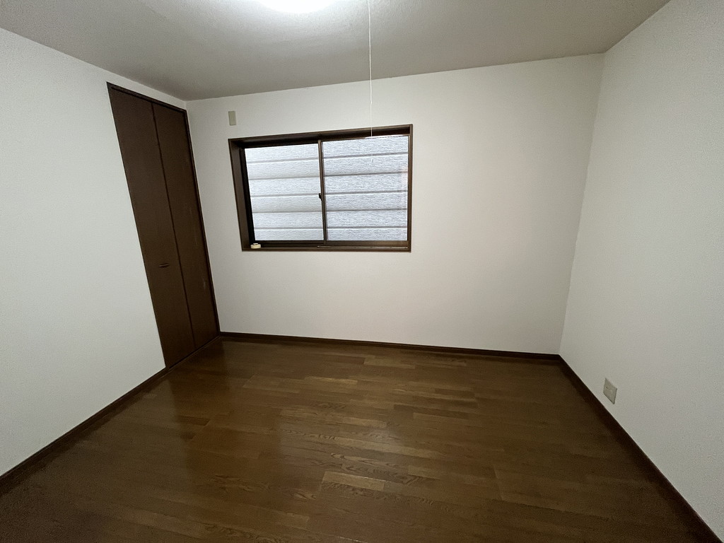柳図子町の内装写真