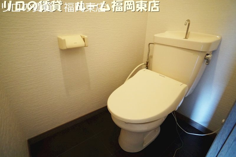 トイレ　別号室