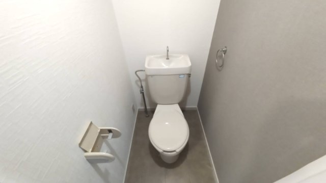 トイレ　清潔感のあるきれいなトイレです