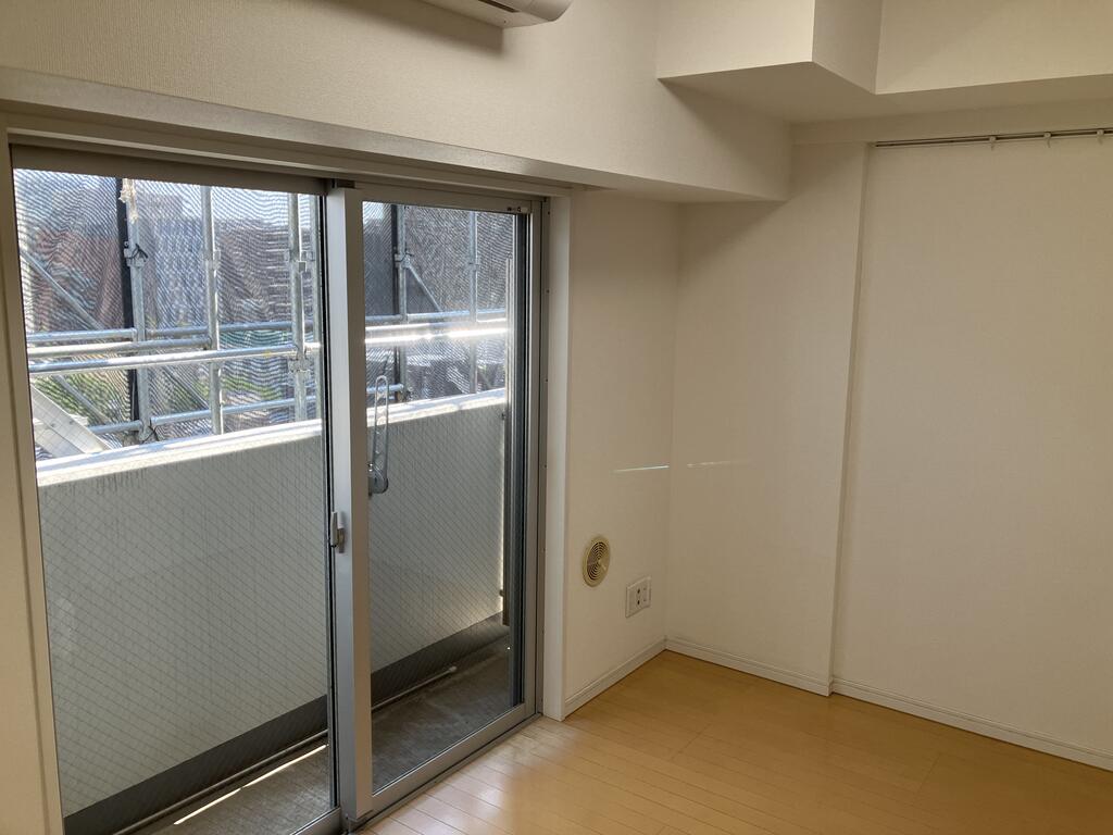 居室・リビング　同タイプ（902号室）の画像となります