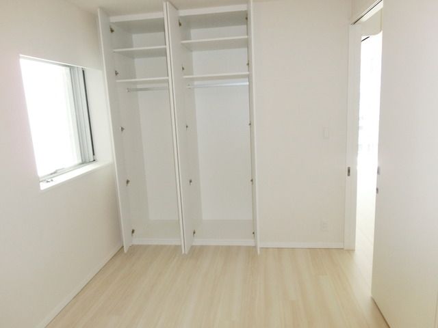 その他部屋・スペース　★洋室６帖のお部屋です★