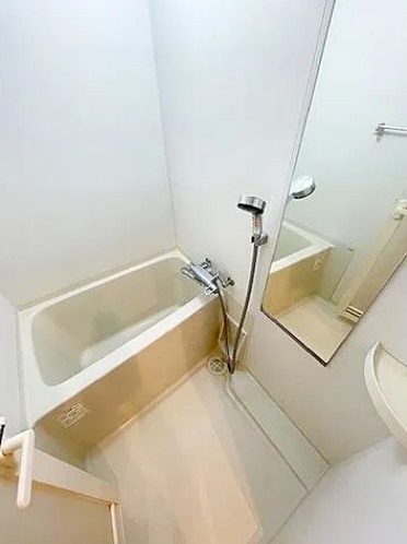 バス・シャワールーム　同物件別部屋参考写真です。