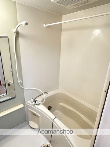ＪＲ東海道本線 焼津駅 バス乗車時間：15分 最寄りバス停で下車 徒歩6分 2階建 築21年の風呂写真
