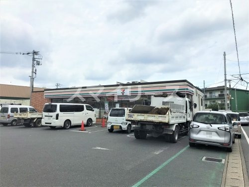 コンビニ　セブンイレブン 柏千代田2丁目店（コンビニ）まで393m