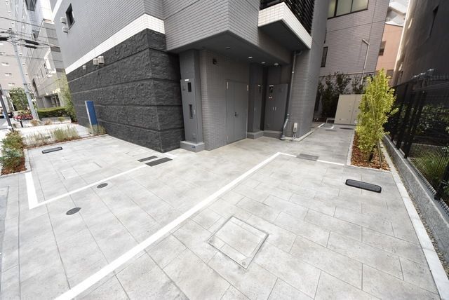 駐車場　駐車場