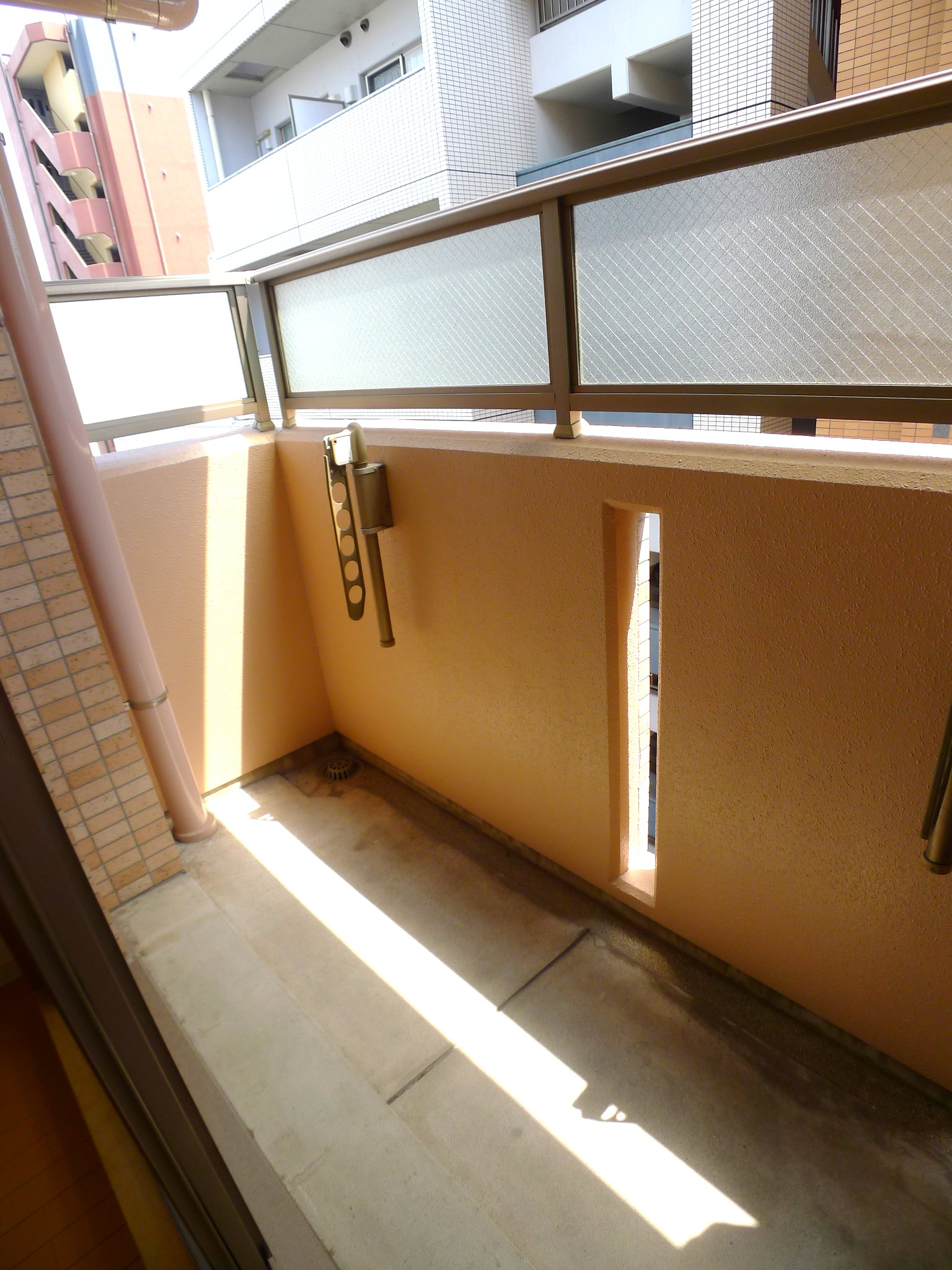 地下鉄桜通線 高岳駅 徒歩3分 7階建 築23年の内装写真