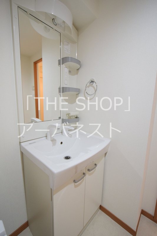 洗面設備　同タイプ別階の写真です
