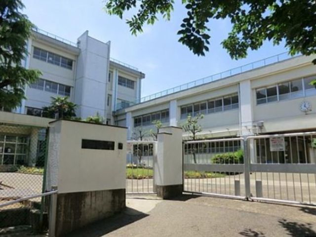 小学校　千代ヶ丘小学校（小学校）まで84m