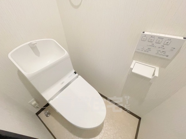 クレアーレ富小路のトイレ写真