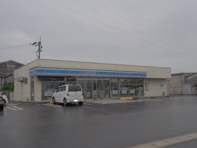 コンビニ　ローソン小城牛津店（コンビニ）まで795m