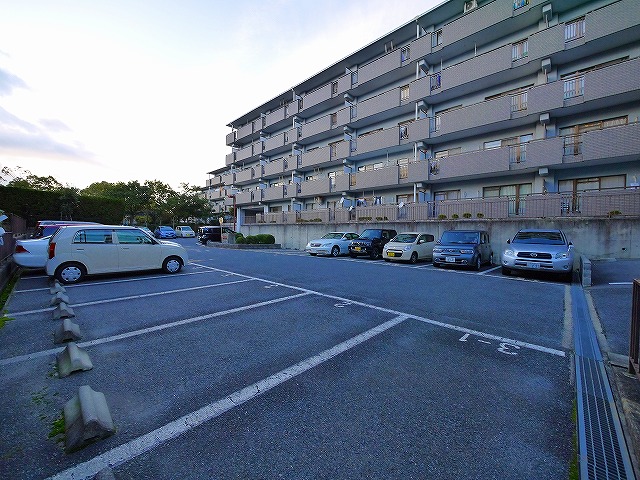 駐車場　カースペースがあります