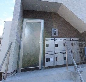 イリス堀越の外観写真