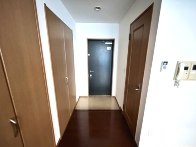 玄関　※同タイプ別部屋参照