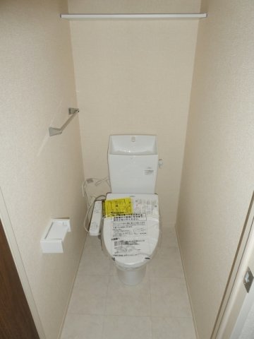 アクシィヴVのトイレ写真