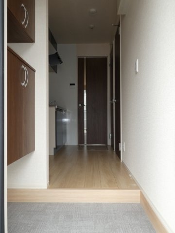 アクシィヴVの玄関写真