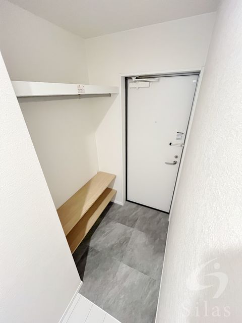 阪急宝塚線 豊中駅 徒歩5分 3階建 新築の玄関写真