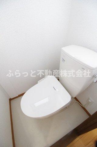 トイレ　コンパクトで使いやすいトイレです