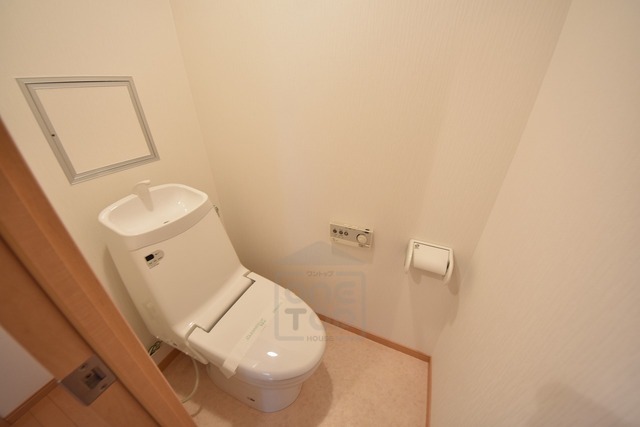 千里泉マンション2のトイレ写真