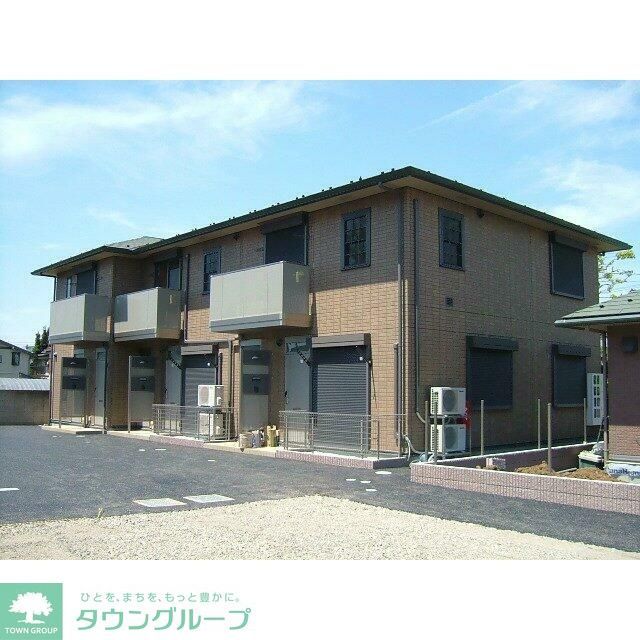 西武池袋線 大泉学園駅 バス乗車時間：8分 最寄りバス停で下車 徒歩5分 築20年