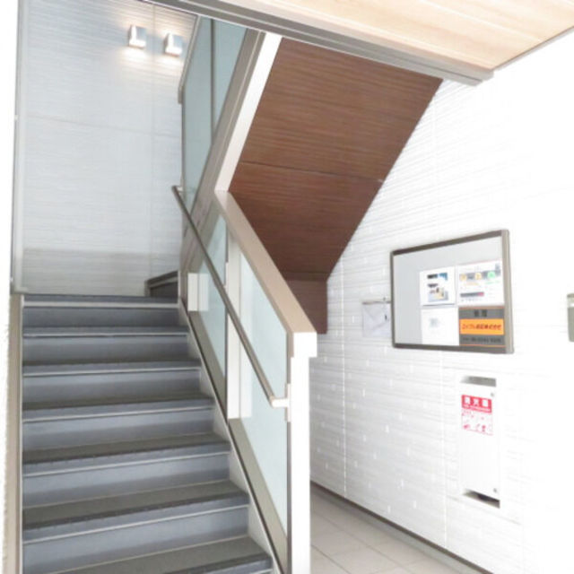 阪神本線 甲子園駅 徒歩8分 3階建 築9年の外観写真