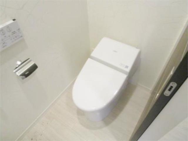 Noir et blancのトイレ写真