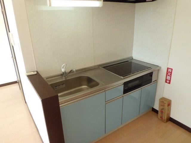 CloverIIのキッチン写真