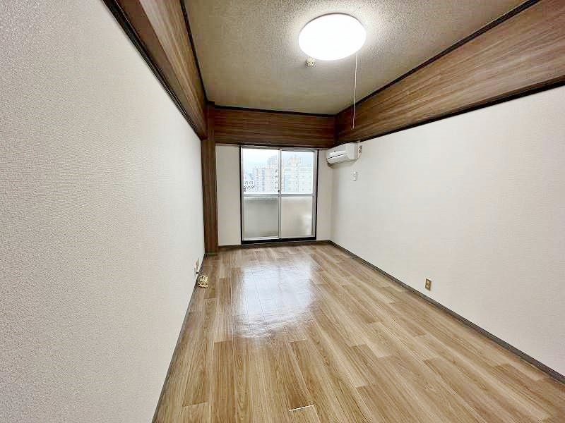 その他部屋・スペース　★洋室8帖★(クロス現況優先)