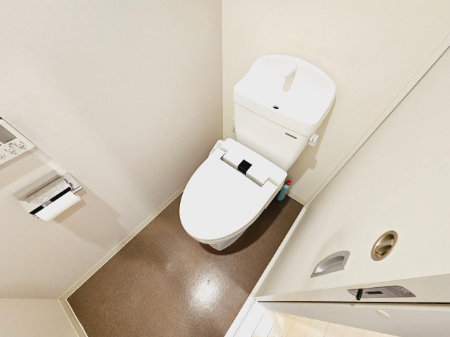 京阪本線 大和田駅 徒歩13分 6階建 築14年のトイレ写真